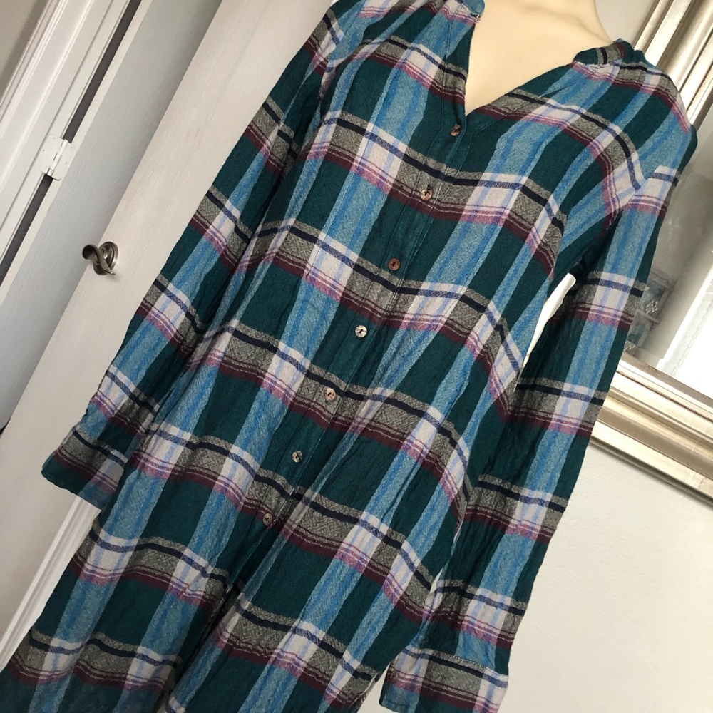 AKEMI + KIN plaid tunic top blouse